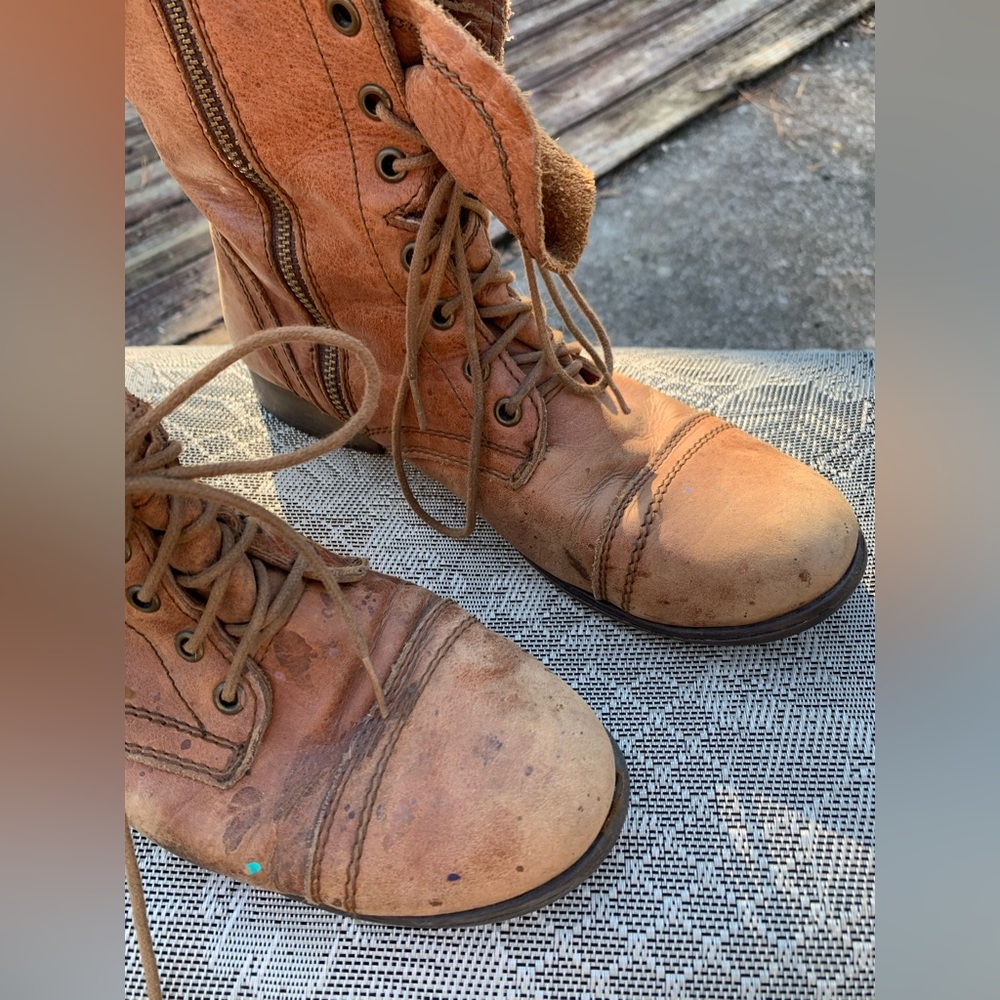 Worn Genuine Leather Zip-up Combat Boots - Picture 7 of 16